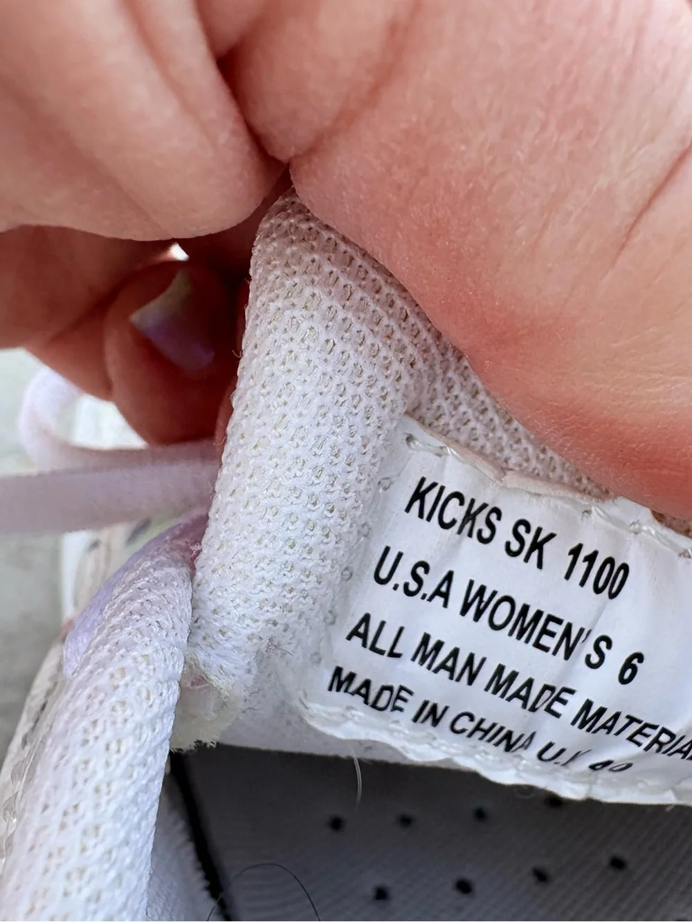 Women’s bowling shoes size 6